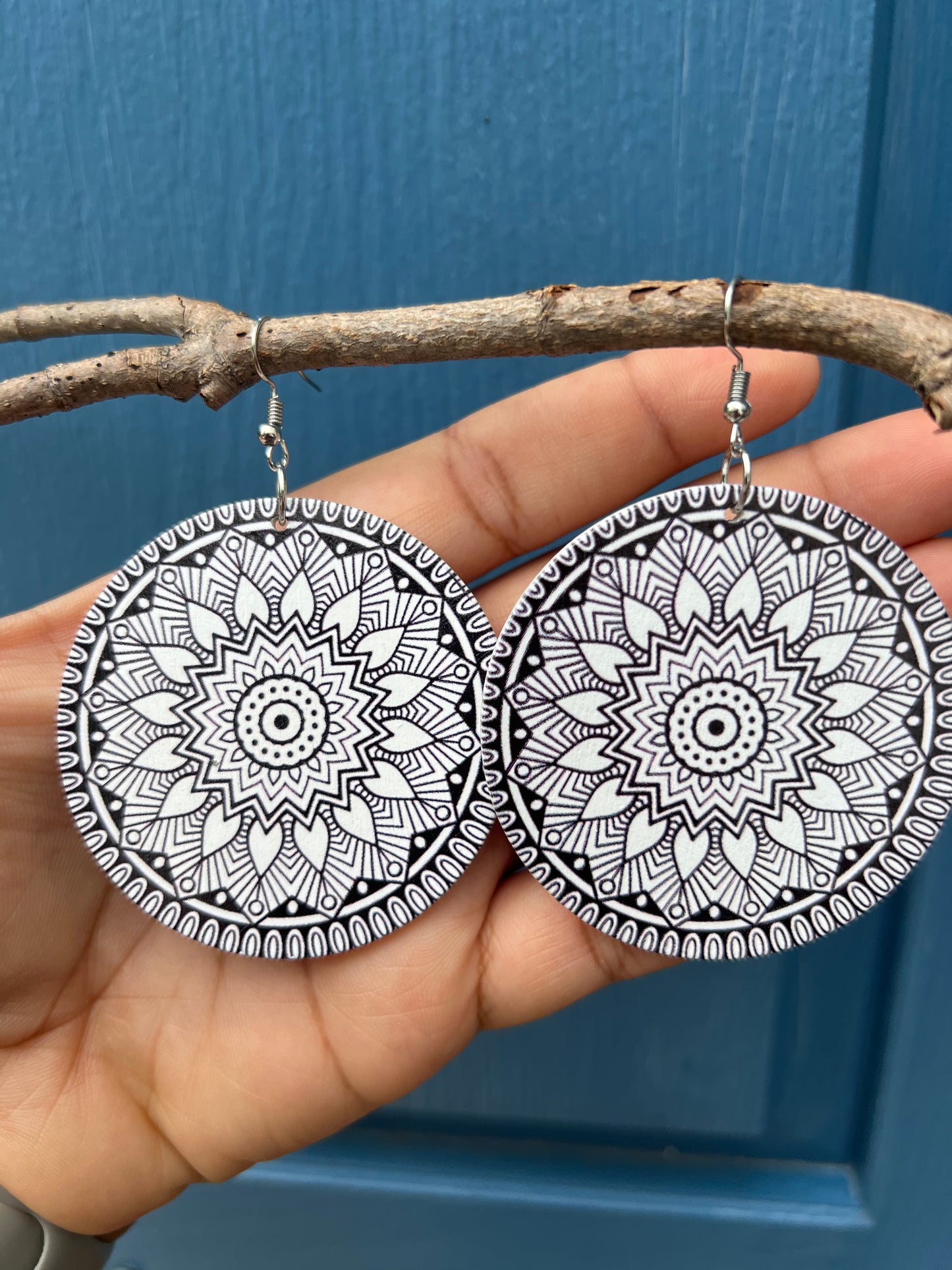 Mandala Painted Earrings - Cosmoi Zen