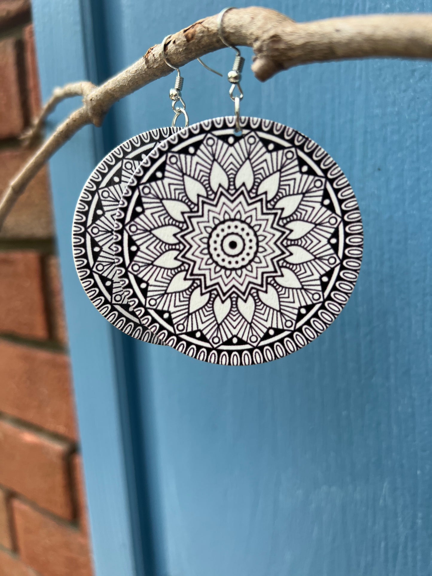 Mandala Painted Earrings - Cosmoi Zen
